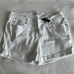NWT White Torrid Denim Shorts